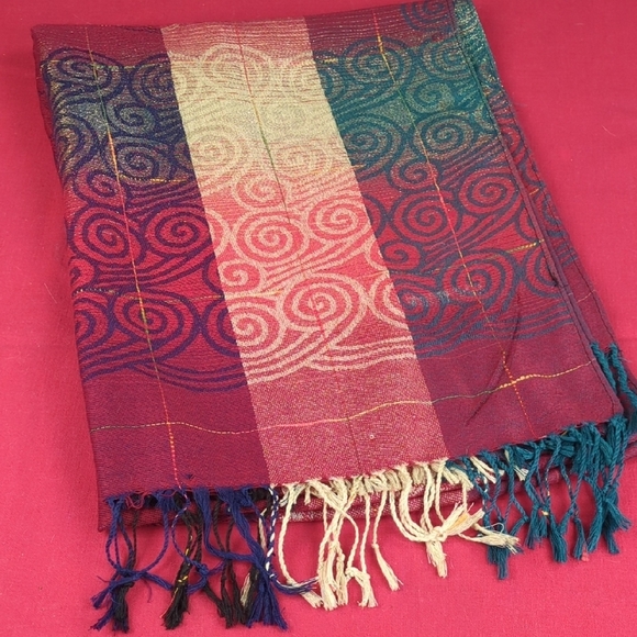 Accessories - Gorgeous Pashmina Scarf!